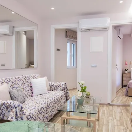 Апартаменты Electra's House